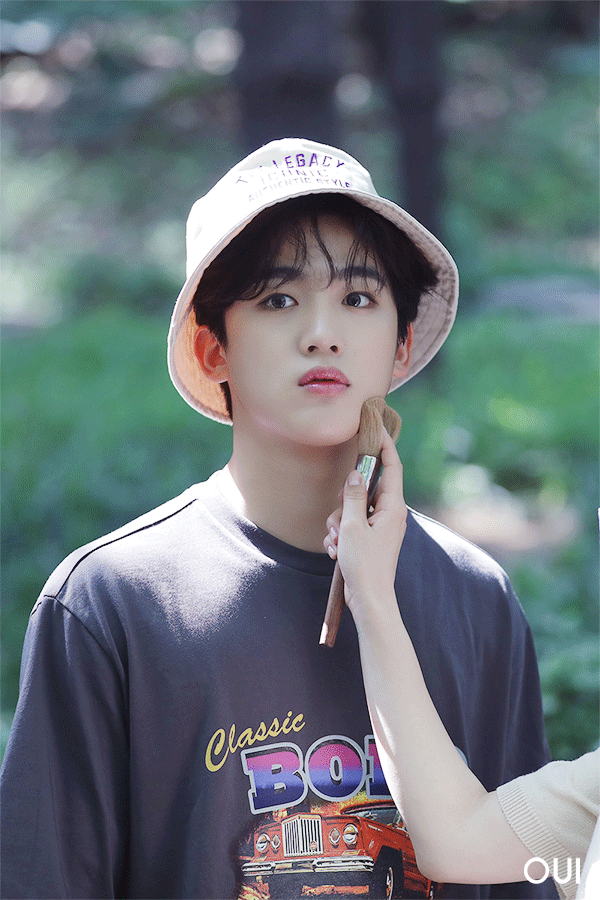 A moment captured by Kim Yohan (WEi)'s fan