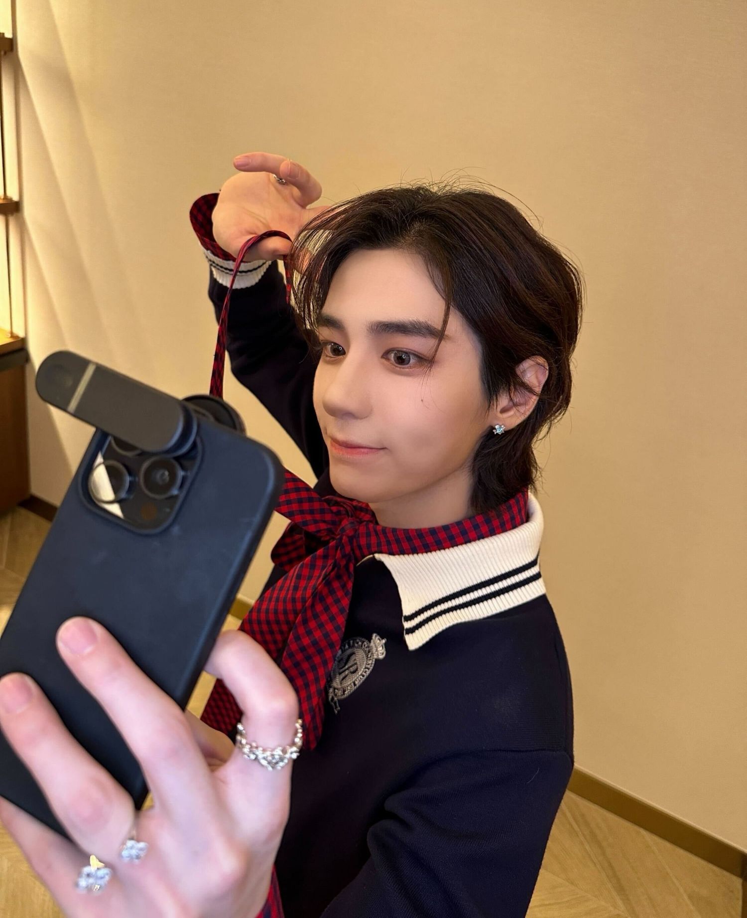 Latest photo of Leehan (BOYNEXTDOOR)