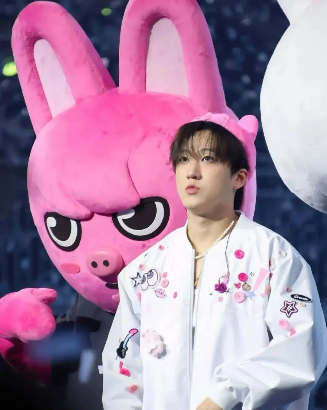 Behind-the-scenes cut of Changbin (Stray Kids)