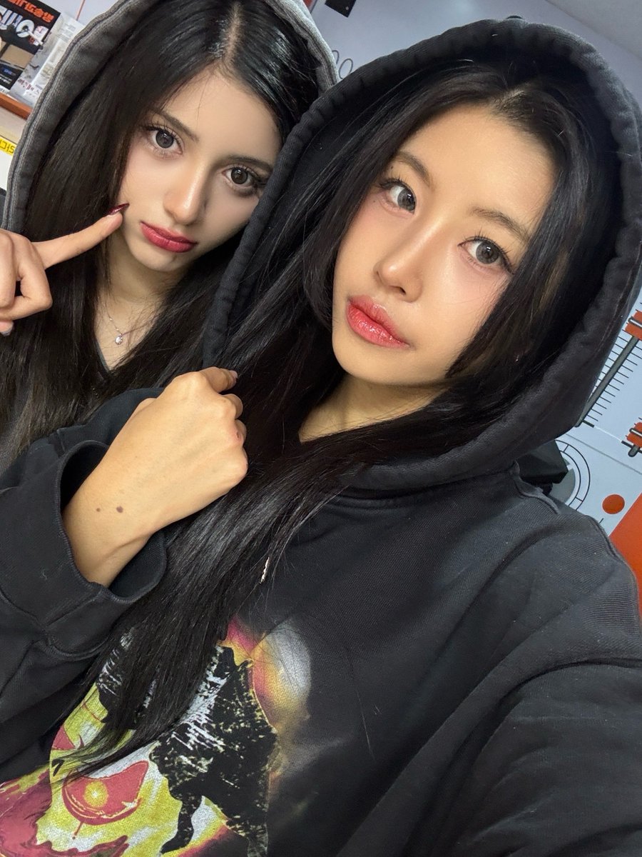 Behind-the-scenes cut of X:IN