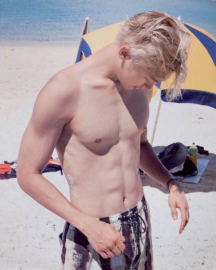 Latest photo of Sanha (ASTRO)