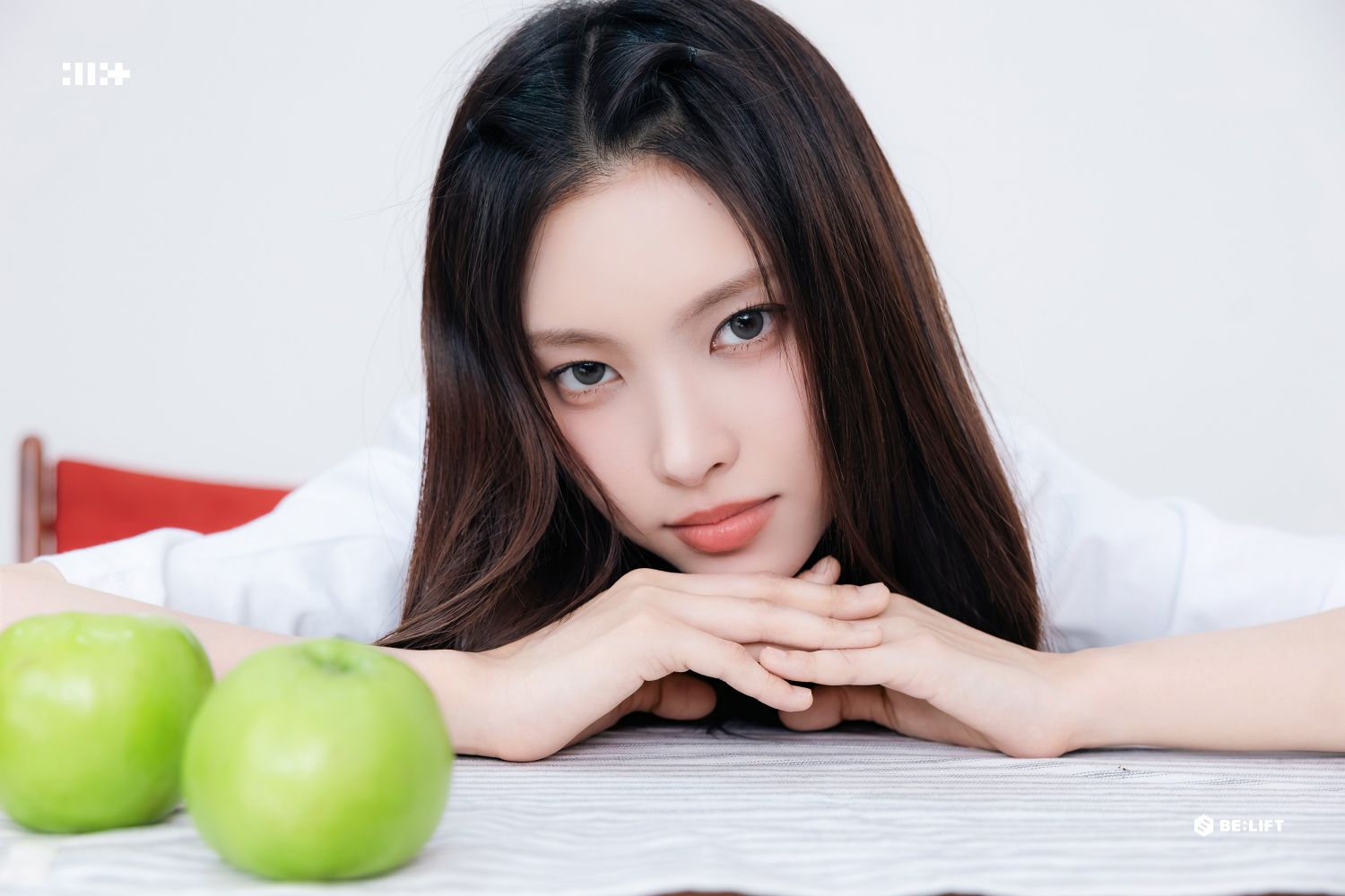 A moment captured by Yunah (ILLIT)'s fan