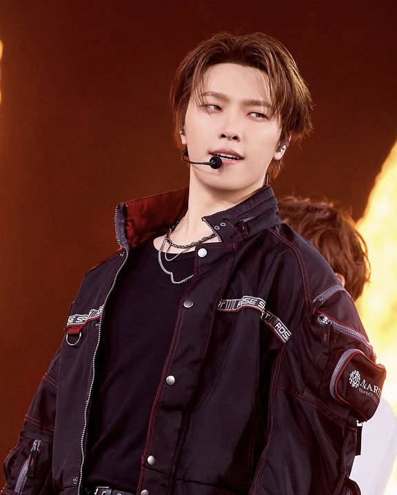 Recent activity shot of Dino (SEVENTEEN)