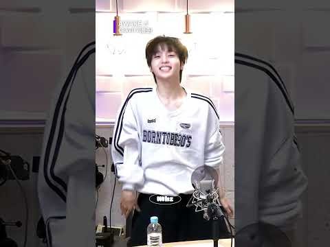 A moment captured by Hyeongjun (CRAVITY)'s fan