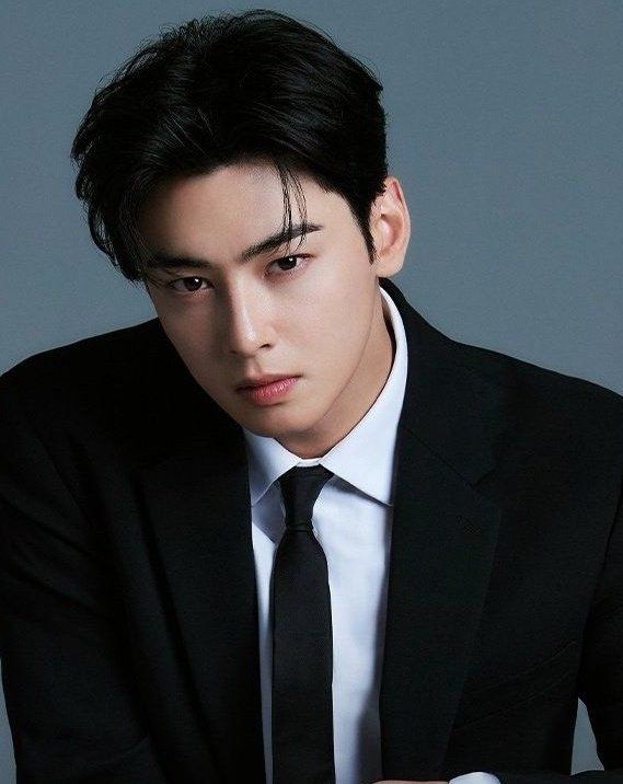 A moment captured by Eunwoo (ASTRO)'s fan