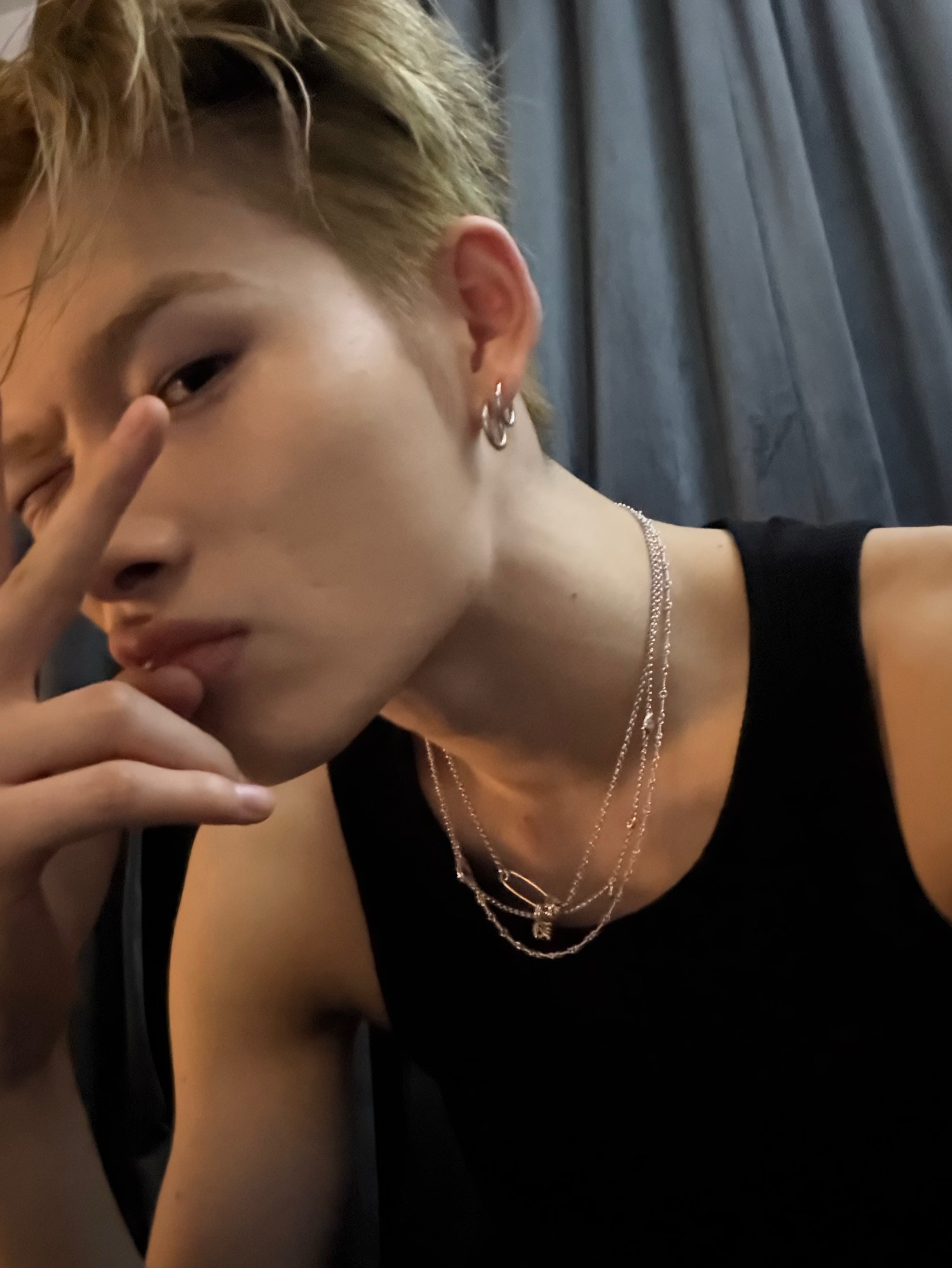 Foto aktivitas terbaru NI-KI (ENHYPEN)