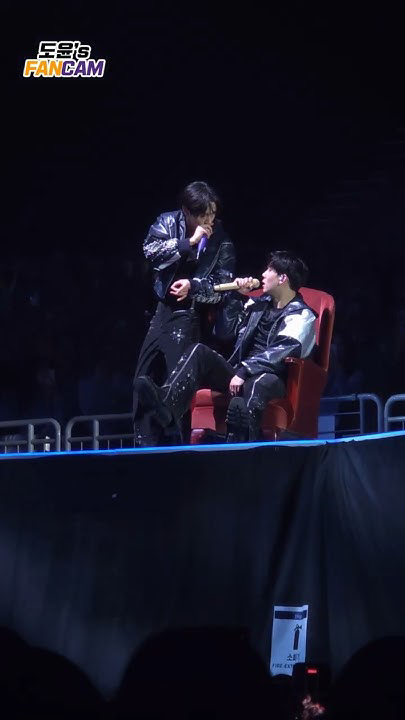 Foto aktivitas terbaru MONSTA X