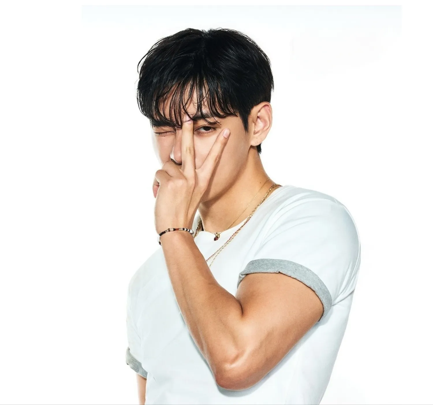 Foto terbaru V (BTS)