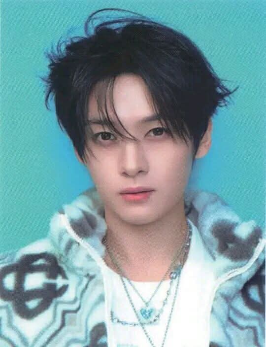 A moment captured by Hyunjin (Stray Kids)'s fan