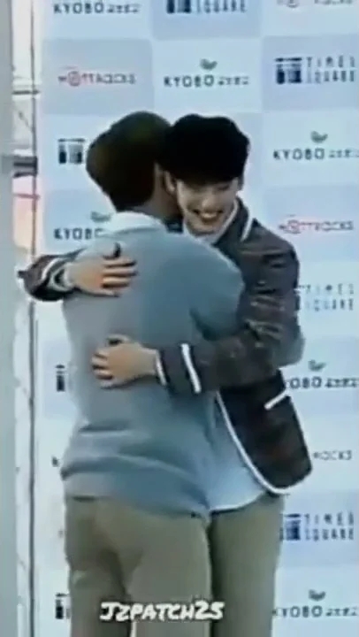 A moment captured by Eunwoo (ASTRO)'s fan