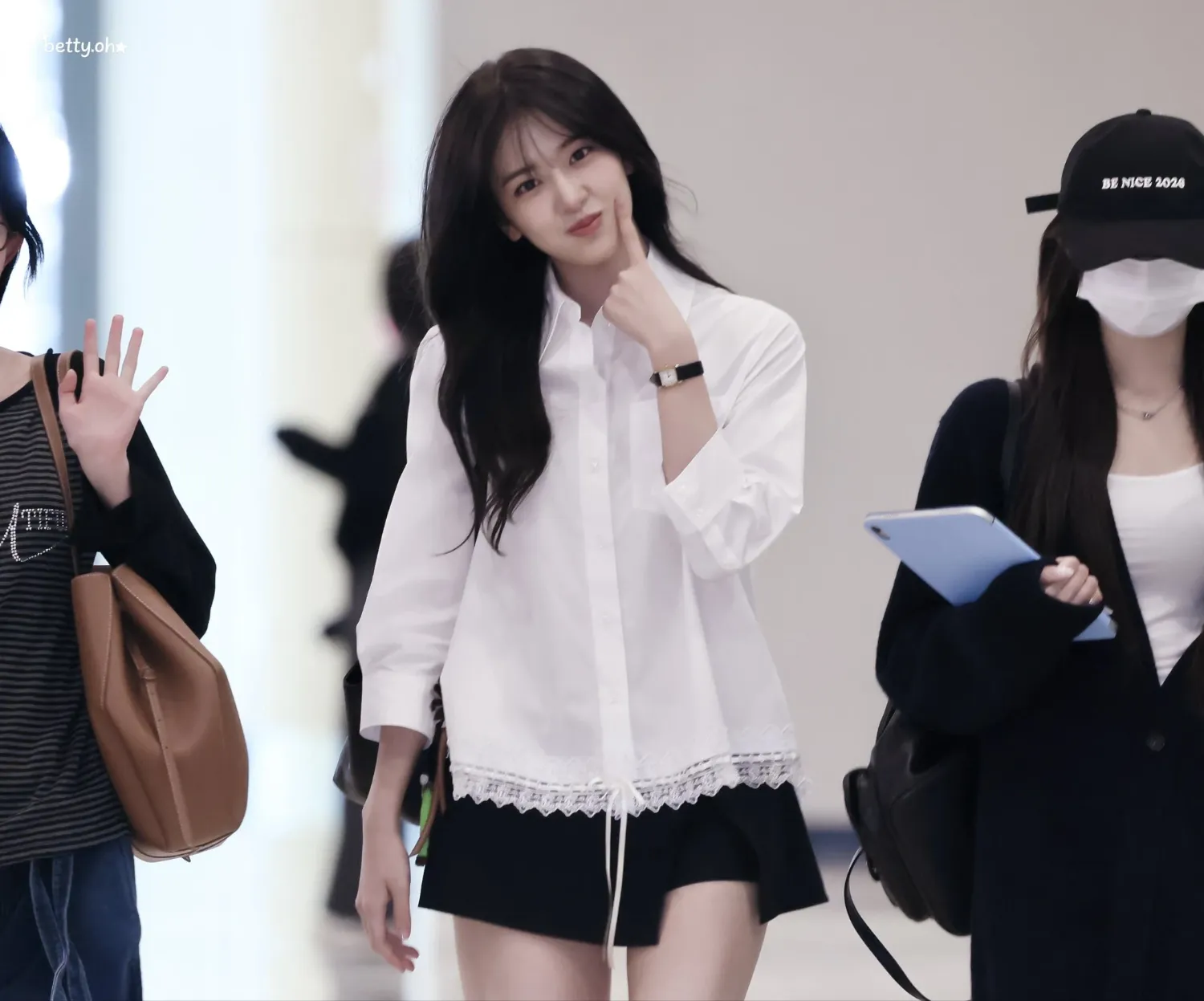 アン・ユジン (IVE)の最新写真