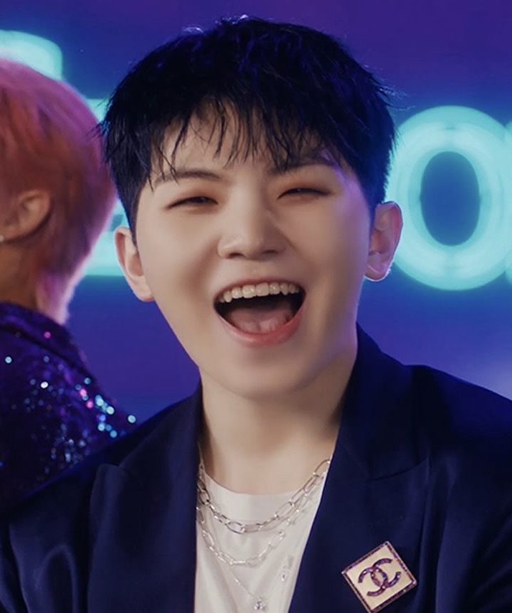 Latest photo of Woozi (SEVENTEEN)