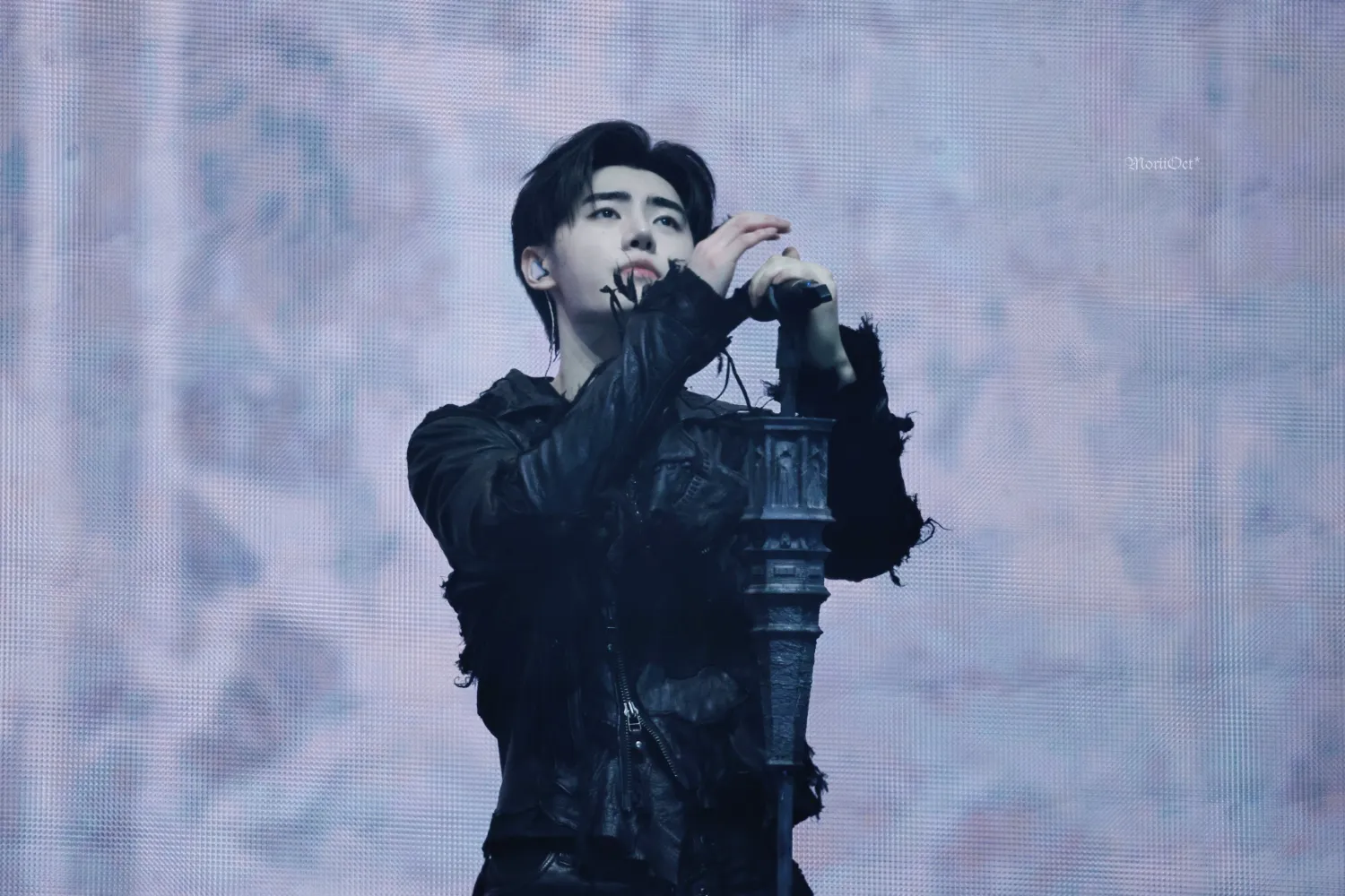 Latest photo of Sunghoon (ENHYPEN)