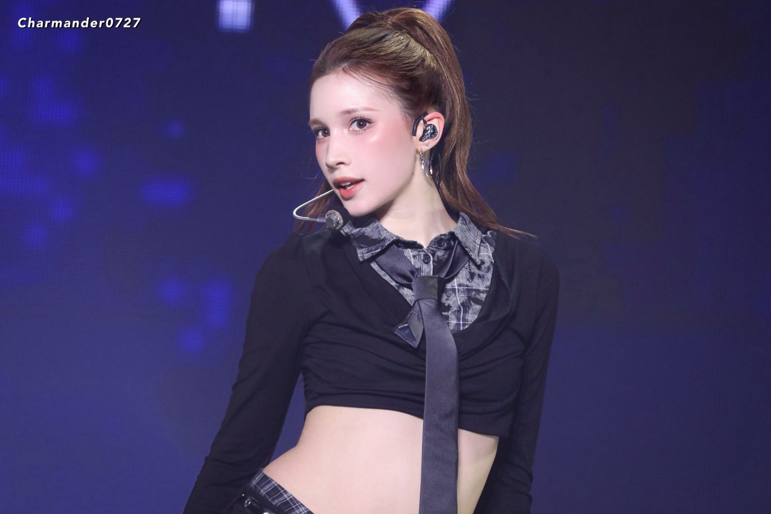 Behind-the-scenes cut of Huening Bahiyyih (Kep1er)