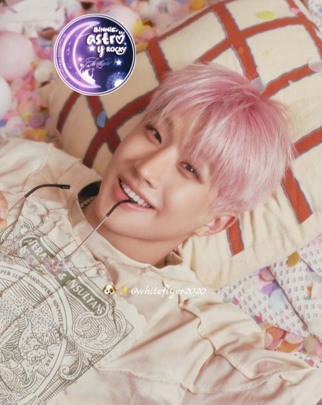 Latest photo of Jinjin (ASTRO)