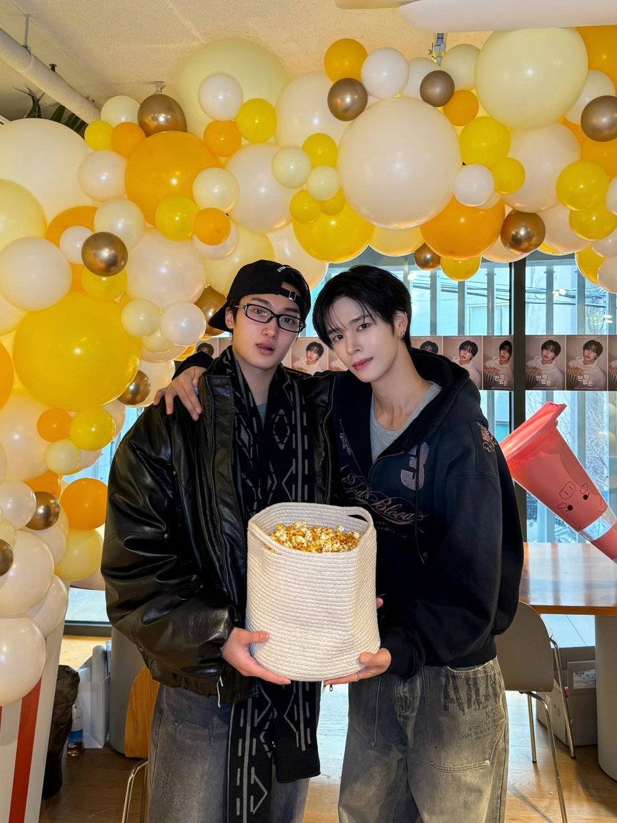 Behind-the-scenes cut of CRAVITY