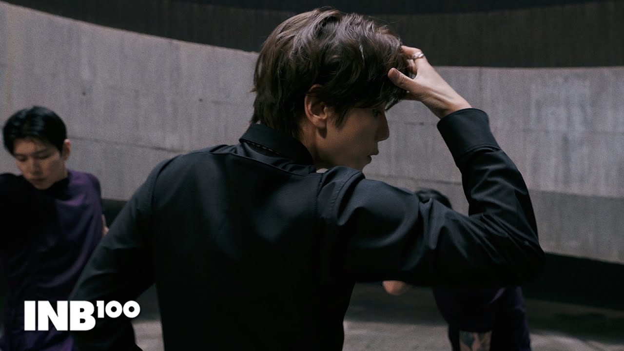 ベクヒョン (EXO)の舞台裏ショット