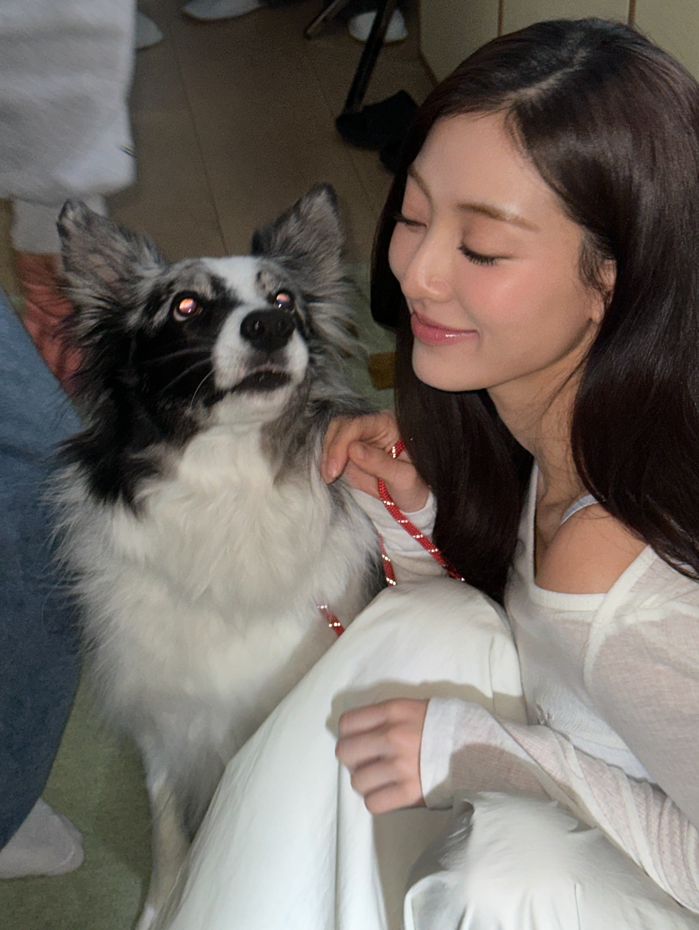 Recent activity shot of Jihyo (TWICE)