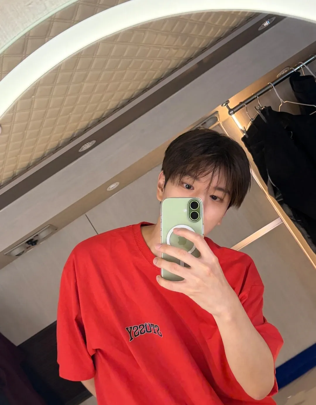 Postingan bintang K-pop yang paling disorot saat ini