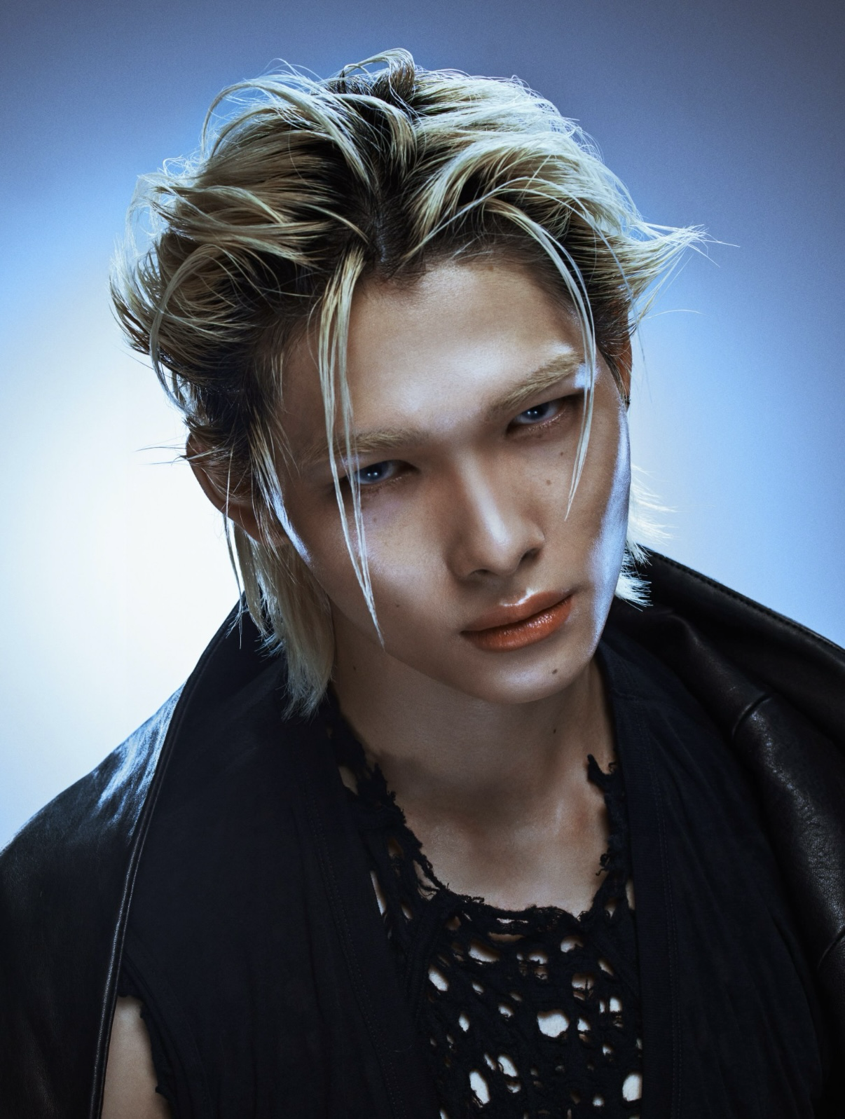 NI-KI (ENHYPEN)的最新照片