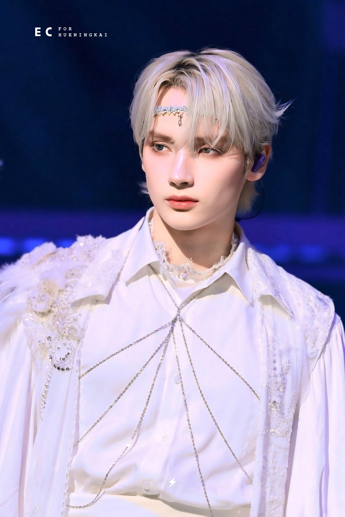 Behind-the-scenes cut of HueningKai (TOMORROW X TOGETHER)