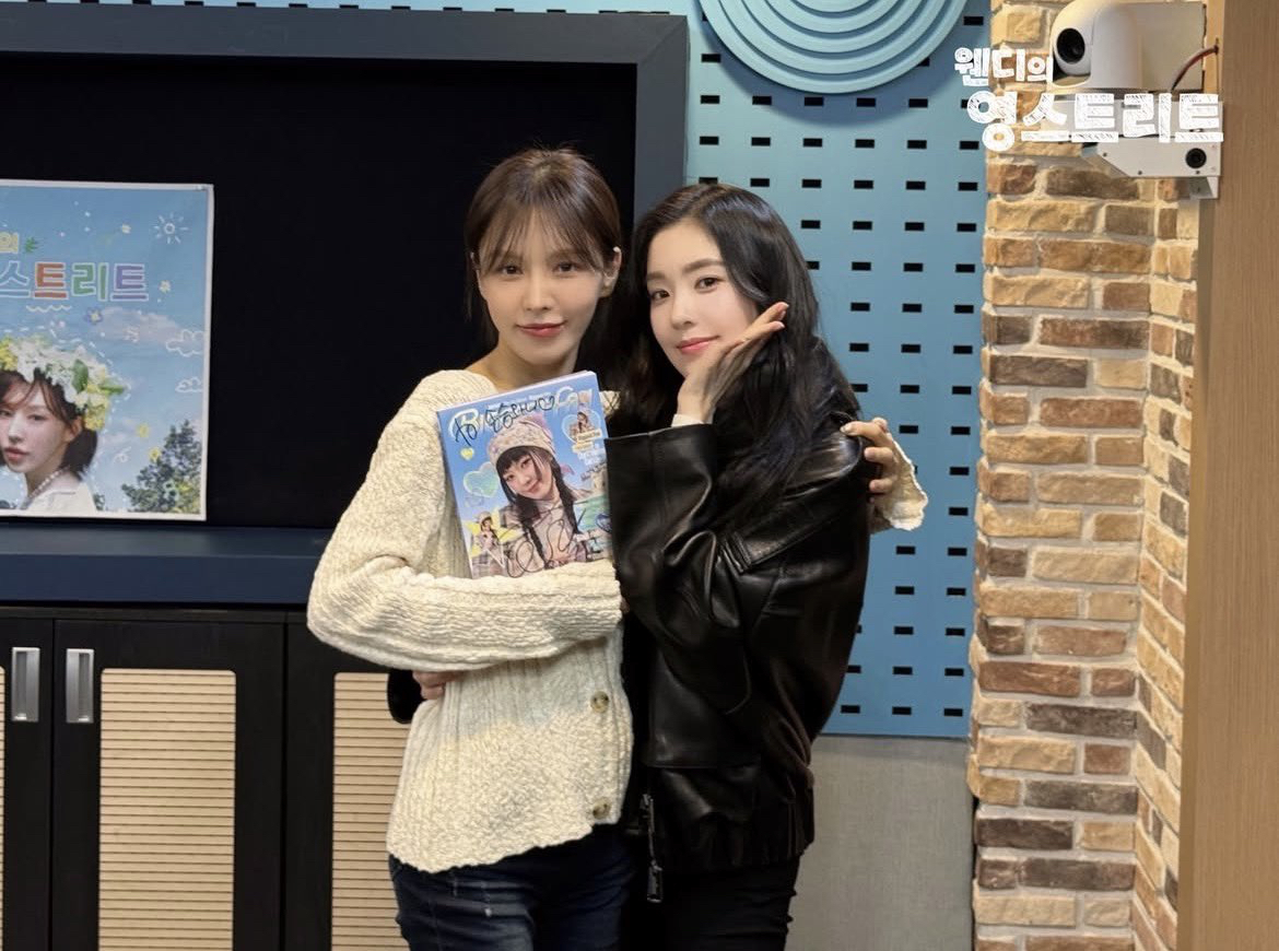 레드벨벳 최근 활동샷