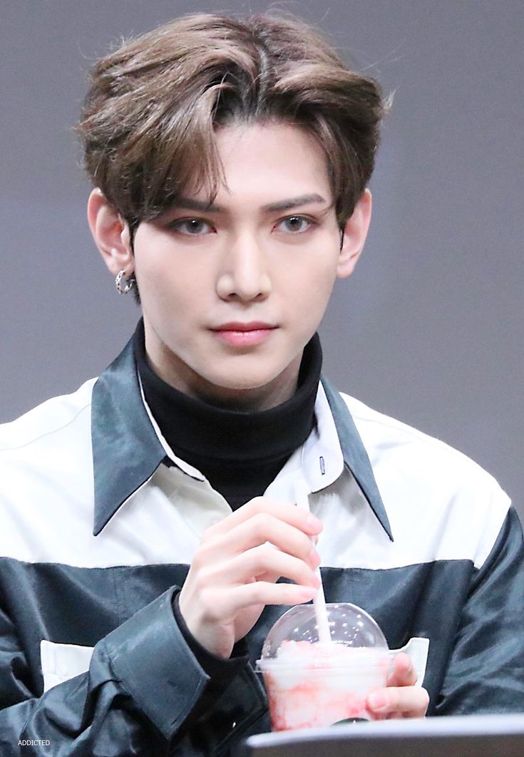 ATEEZの舞台裏ショット