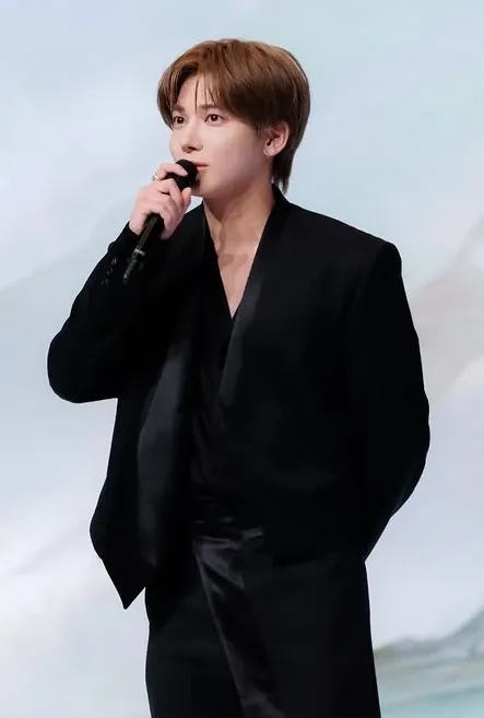 태현 (투모로우바이투게더)의 비하인드 컷