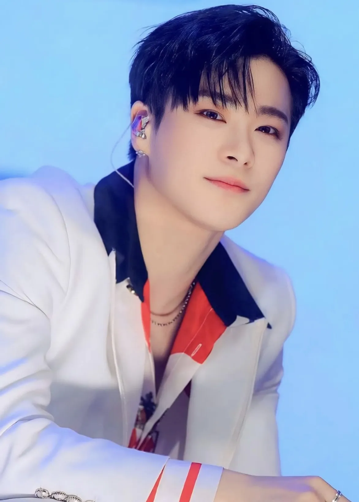Behind-the-scenes cut of Moonbin (ASTRO)