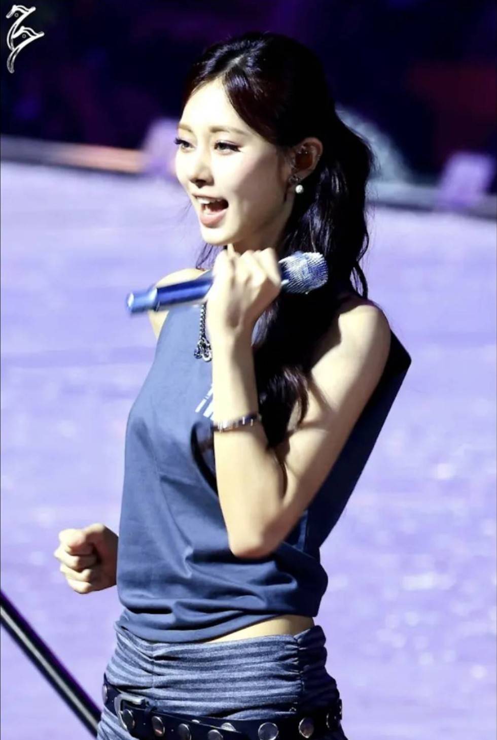 쯔위 (TWICE)의 비하인드 컷