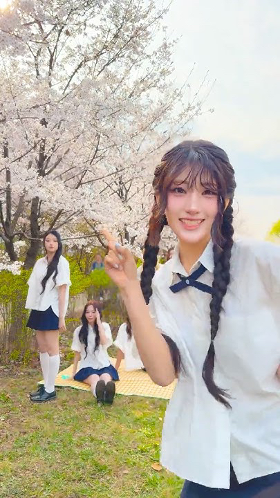 A moment captured by SAY MY NAME's fan