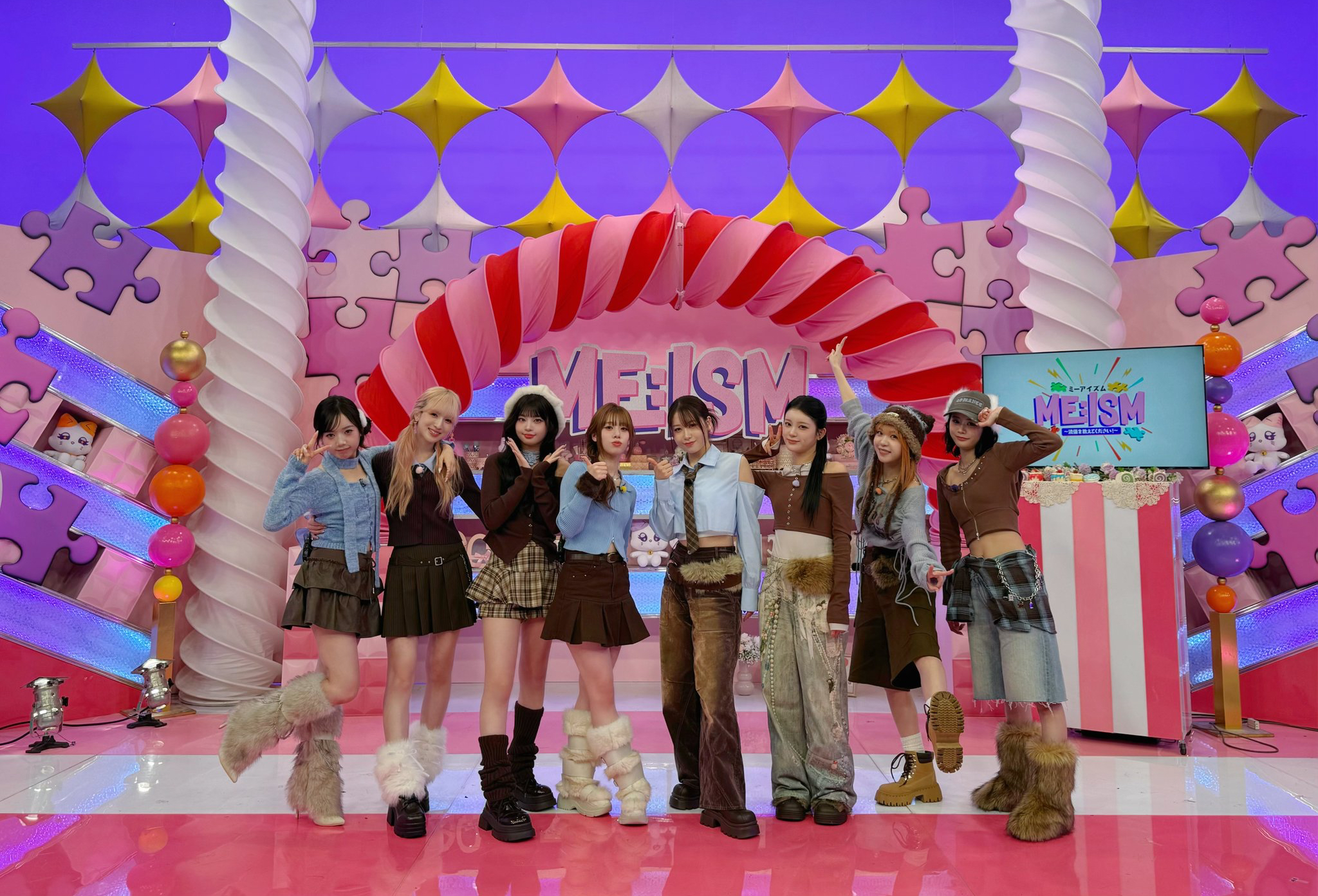 Latest photo of ME:I