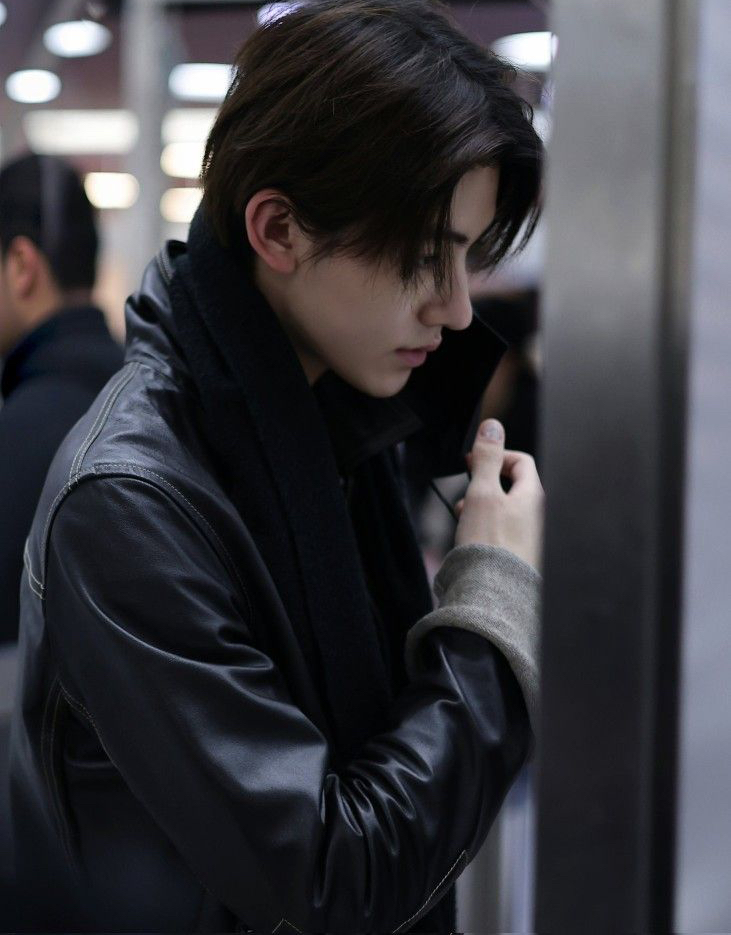 Recent activity shot of Seonghyeon (CORTIS)