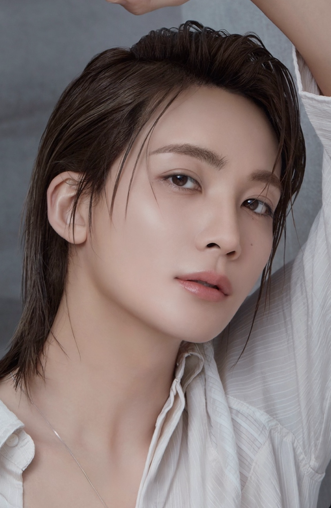 Recent activity shot of Jeonghan (SEVENTEEN)