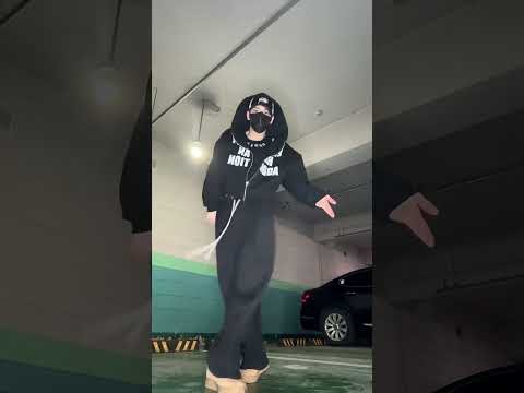 Recent activity shot of Sungyun (n.SSign)