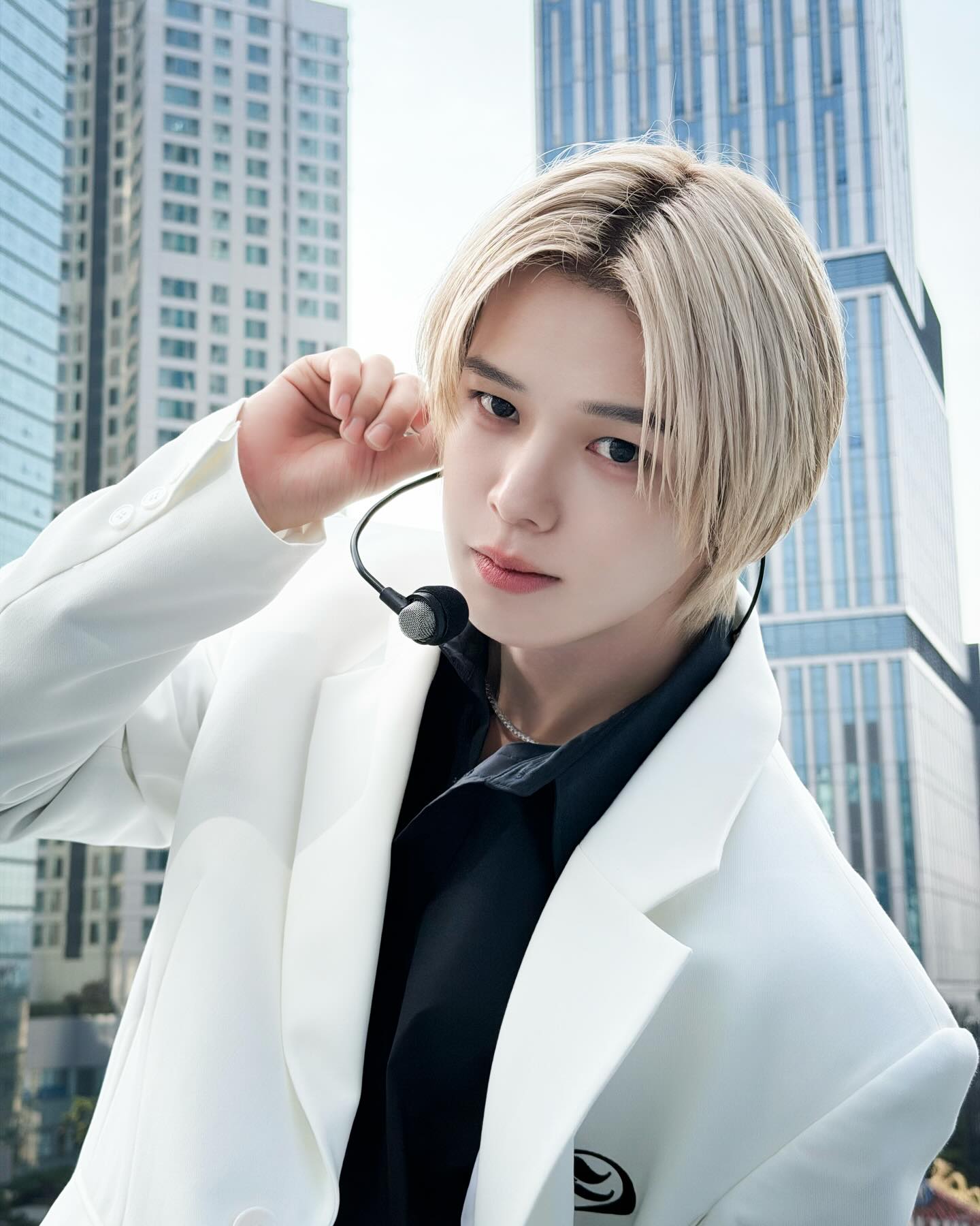 A moment captured by K (&TEAM)'s fan