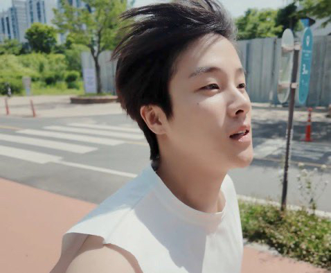 Latest photo of JAY (iKON)