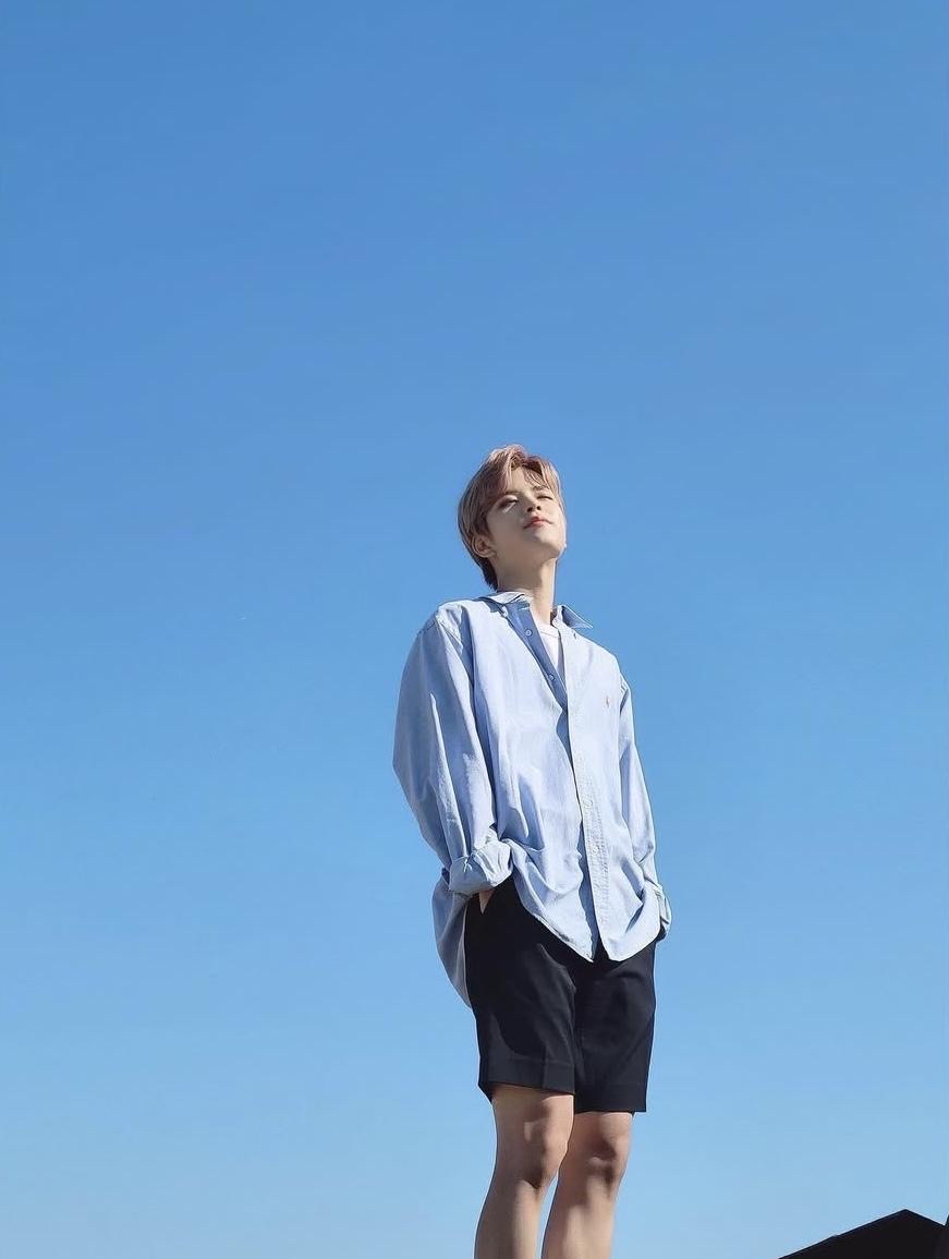 A moment captured by Seungmin (Stray Kids)'s fan