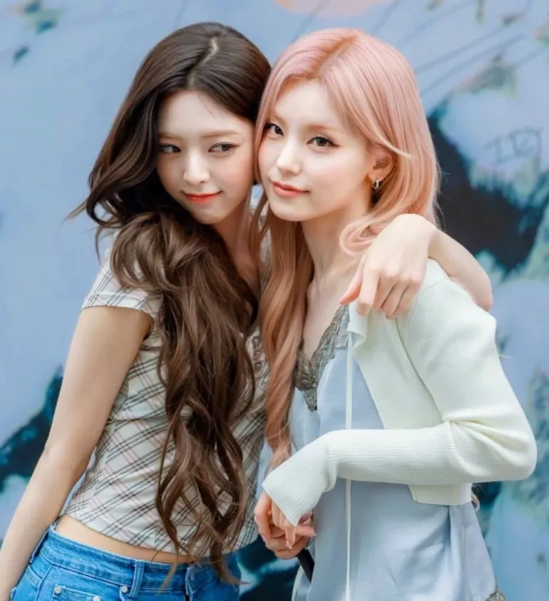 Recent activity shot of ITZY