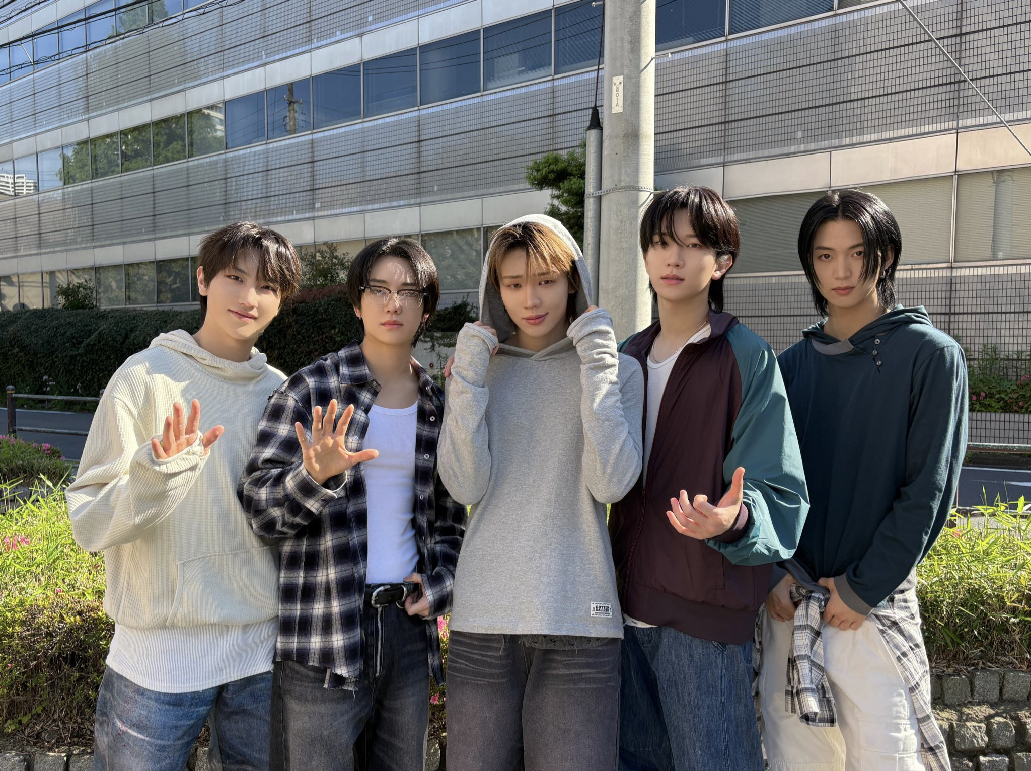 TNX의 최신 사진
