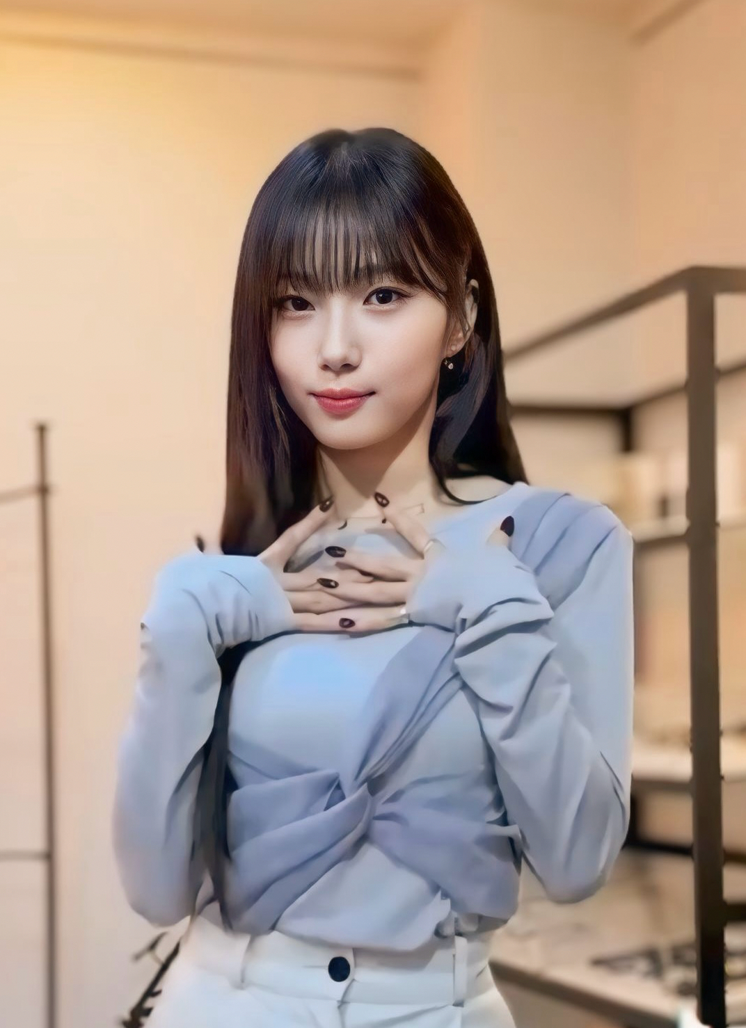 Behind-the-scenes cut of Seo Youngeun