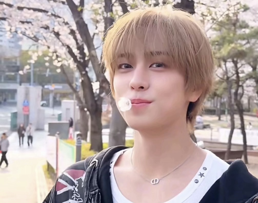 Taki (&TEAM)的最新活动照片