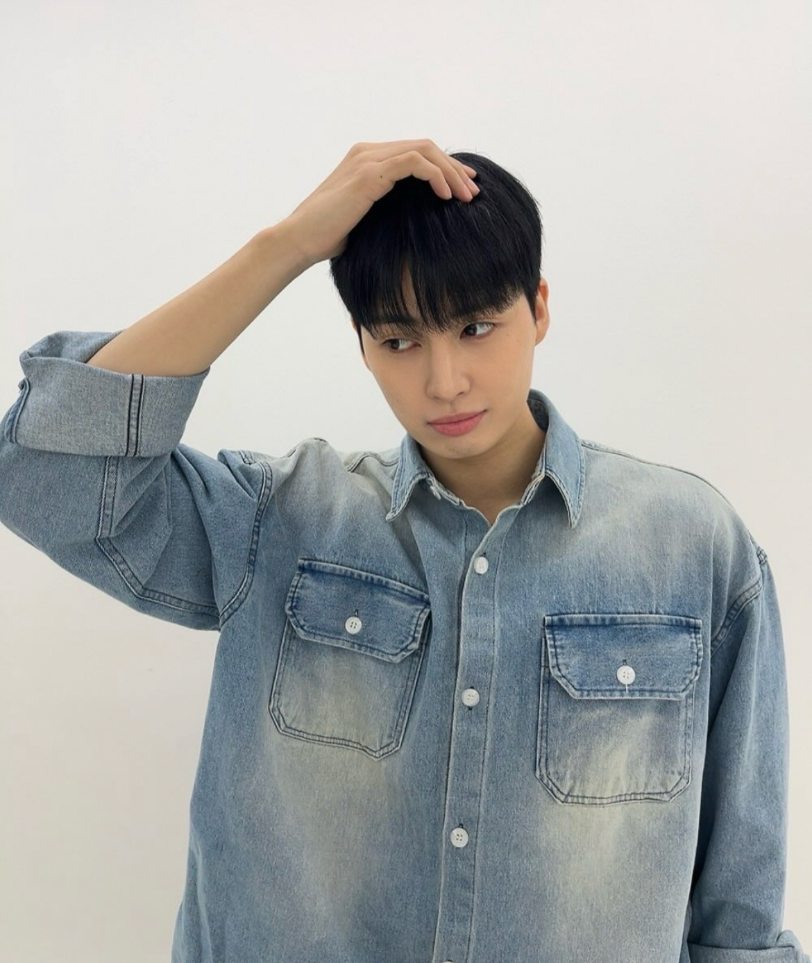 Recent activity shot of Kogyeol (UP10TION)