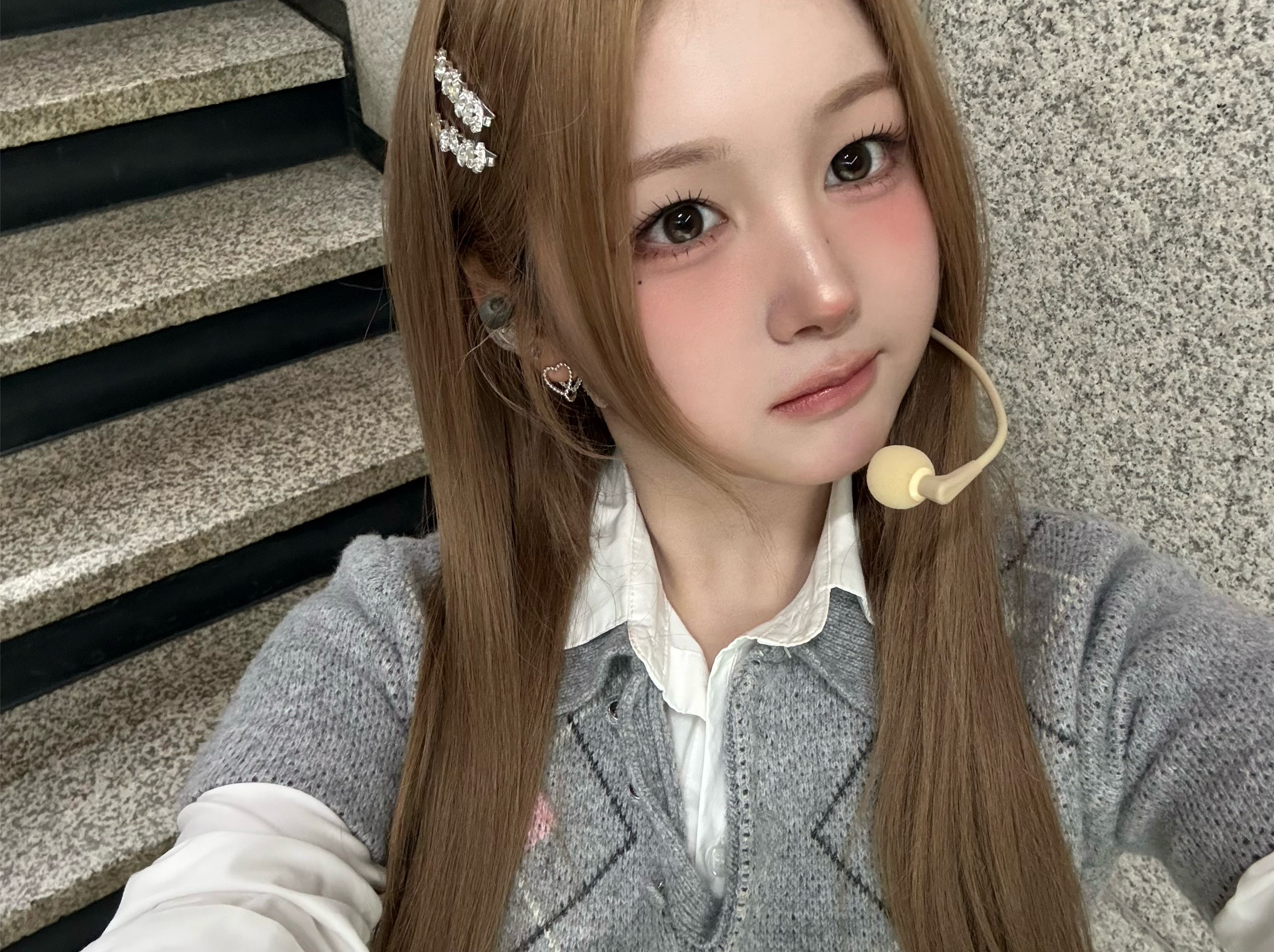 Recent activity shot of tripleS