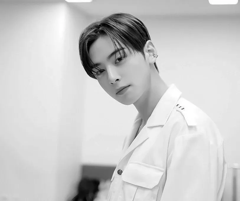 Recent activity shot of Eunwoo (ASTRO)