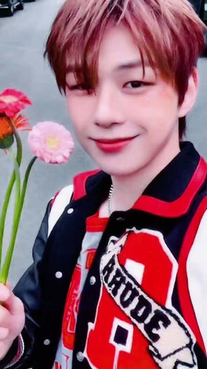 Foto aktivitas terbaru Kang Daniel