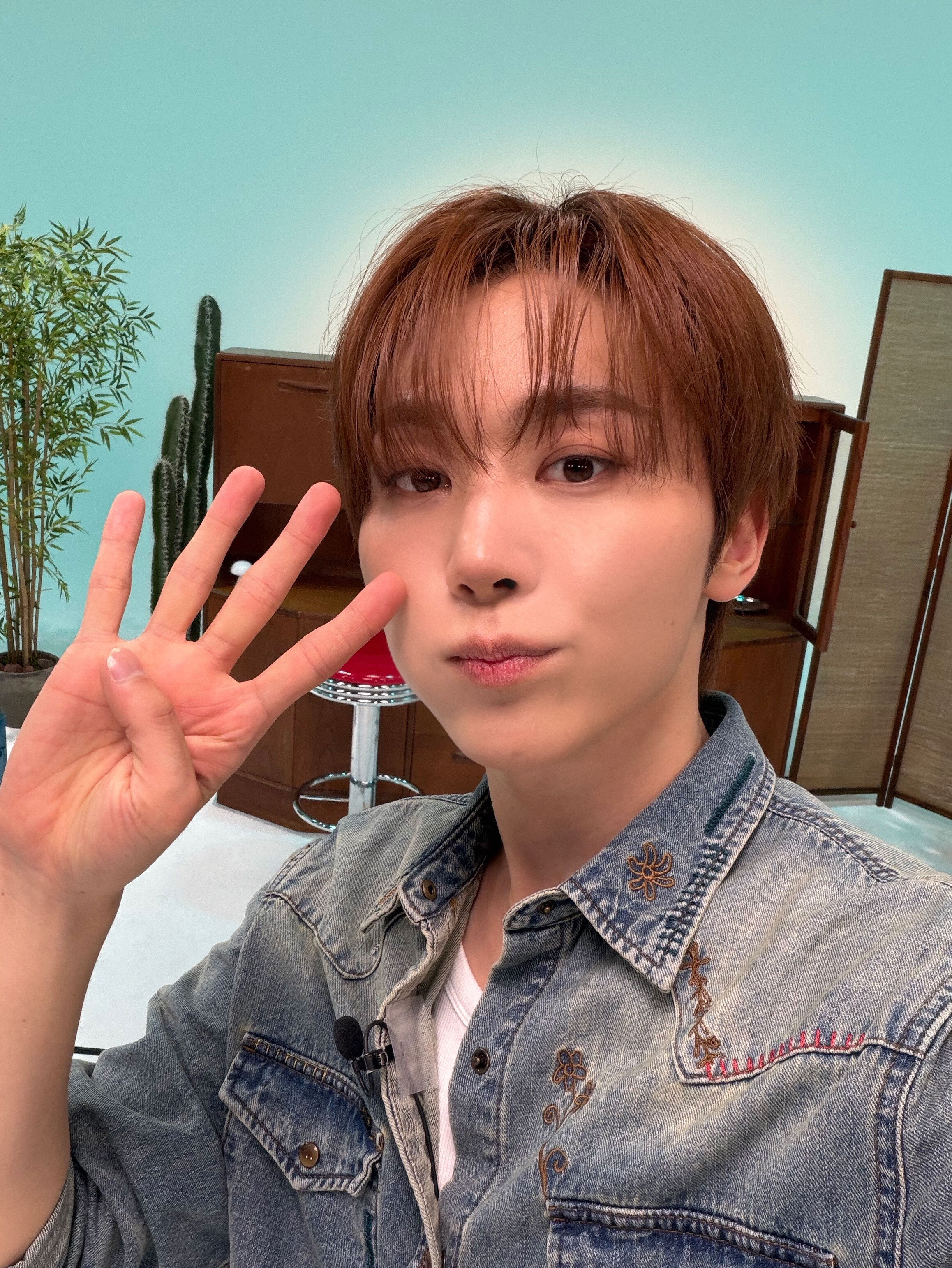 A moment captured by Seungkwan (SEVENTEEN)'s fan