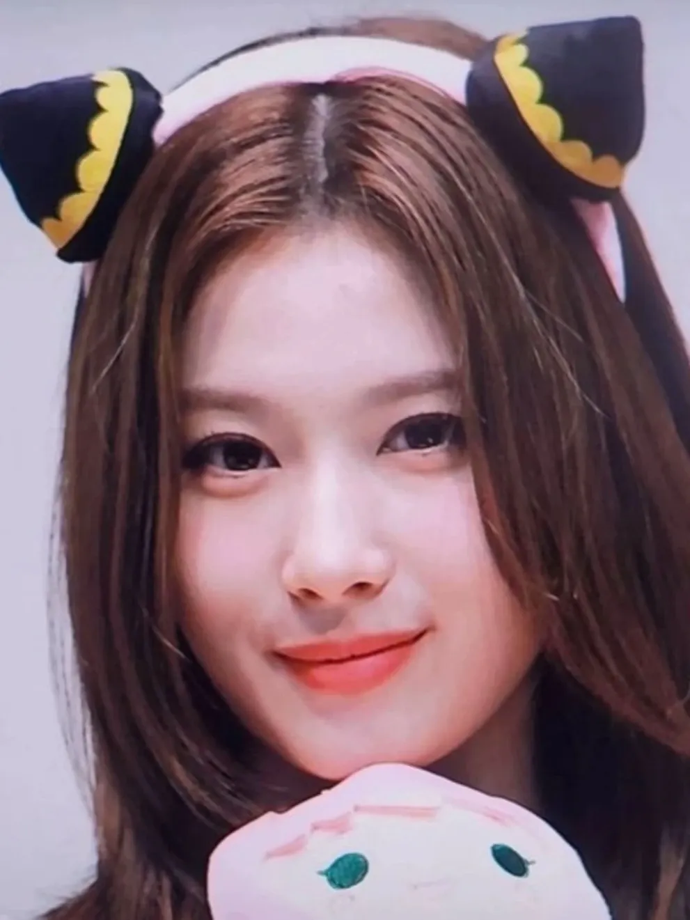 사나 (TWICE) 최근 활동샷