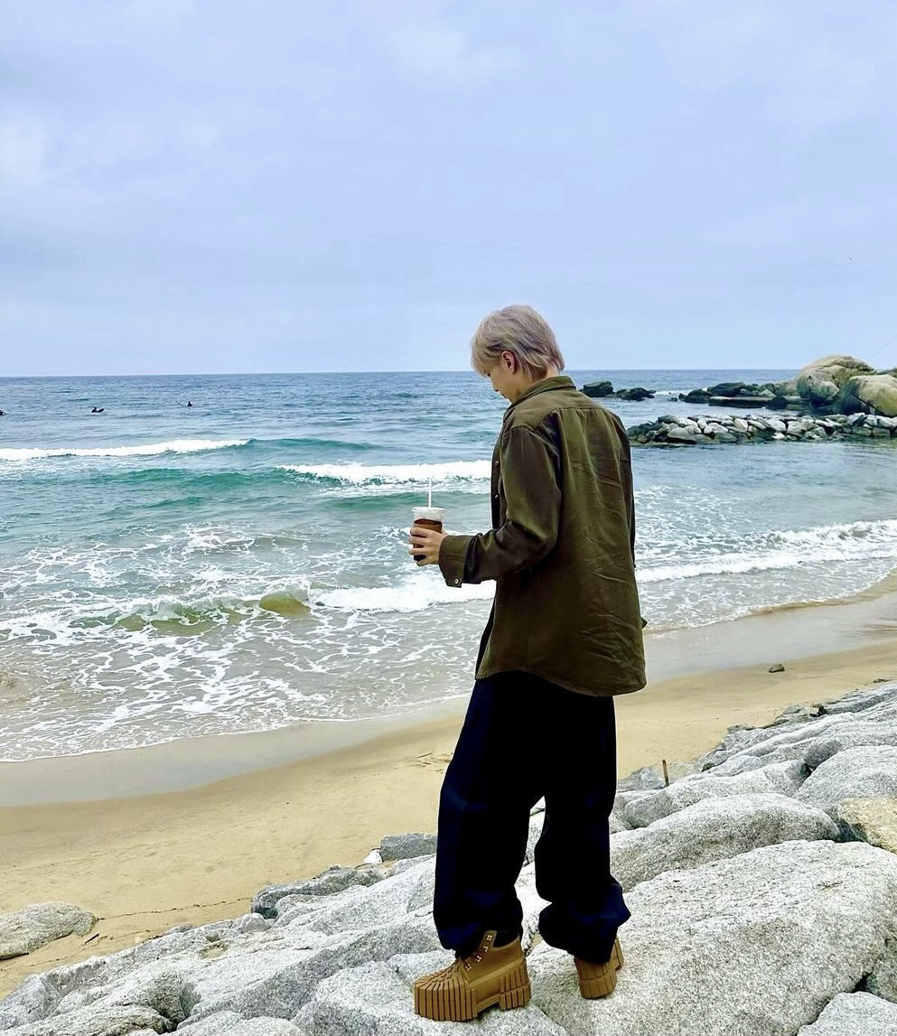 Recent activity shot of Hoshi (SEVENTEEN)