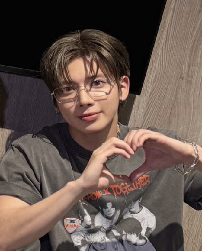 Latest photo of Taehyun (TOMORROW X TOGETHER)